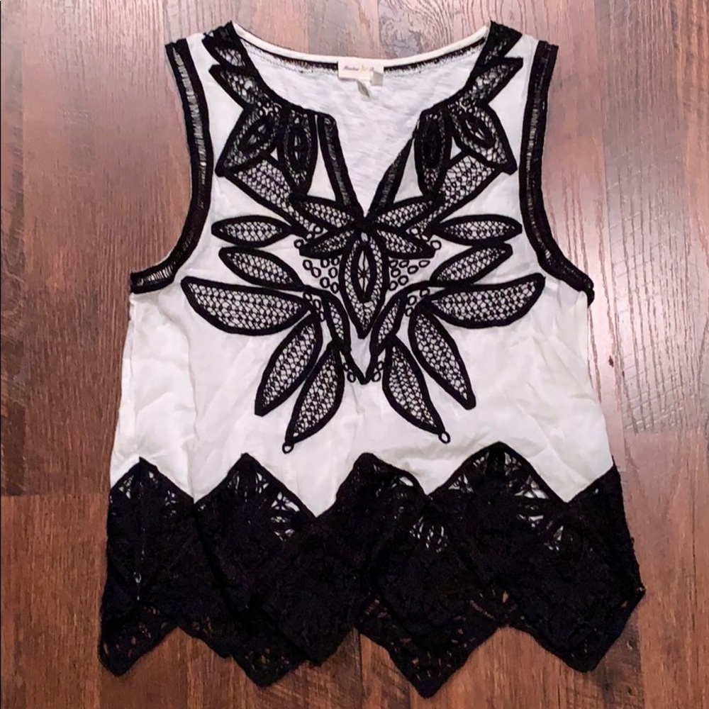 NWOT Anthropologie Meadow Rue Crochet Top